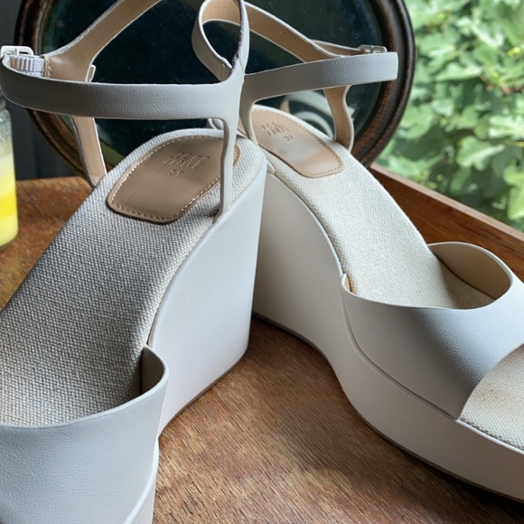 H&M Wedge-Heeled Sandals - Picture 9 of 11
